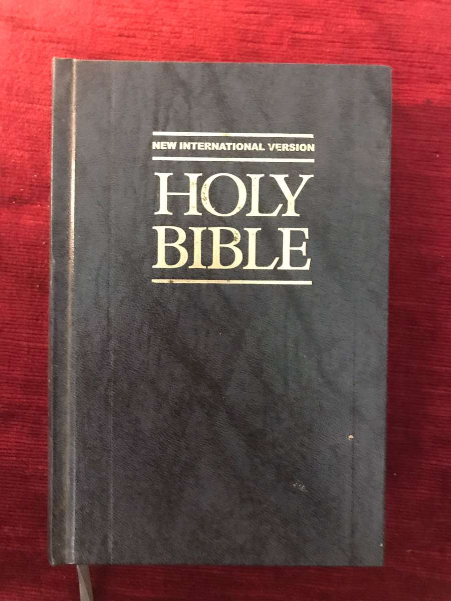 Holy Bible NIV  - Standard Charcoal (International Bible Society 2005 1st Edition 1st Print)