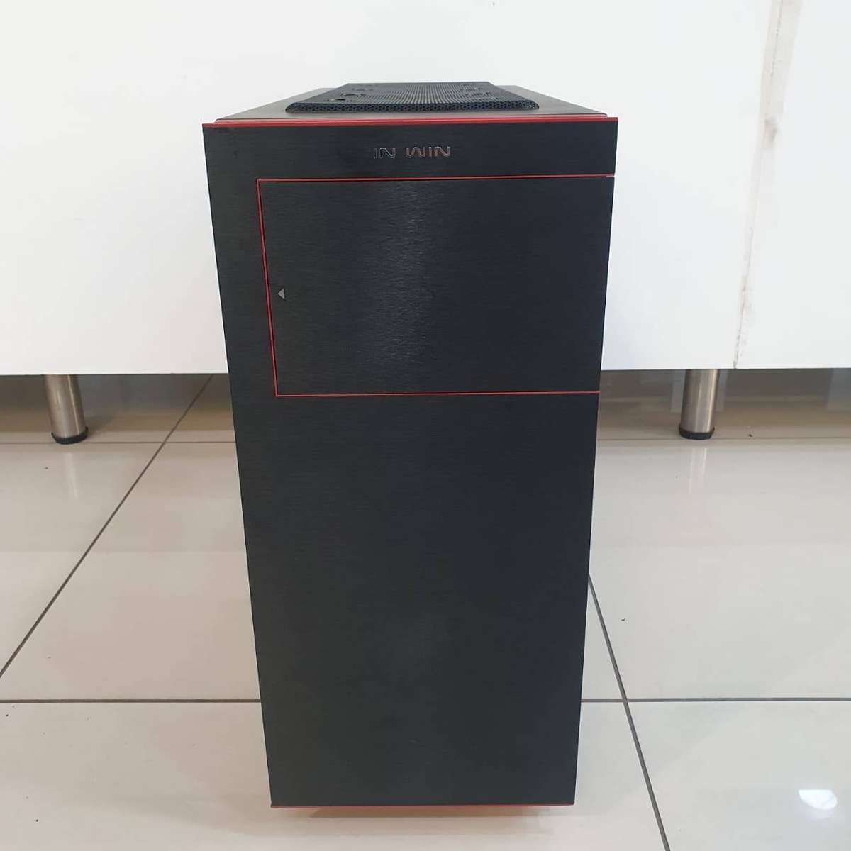 In win 707 Full Tower chassis