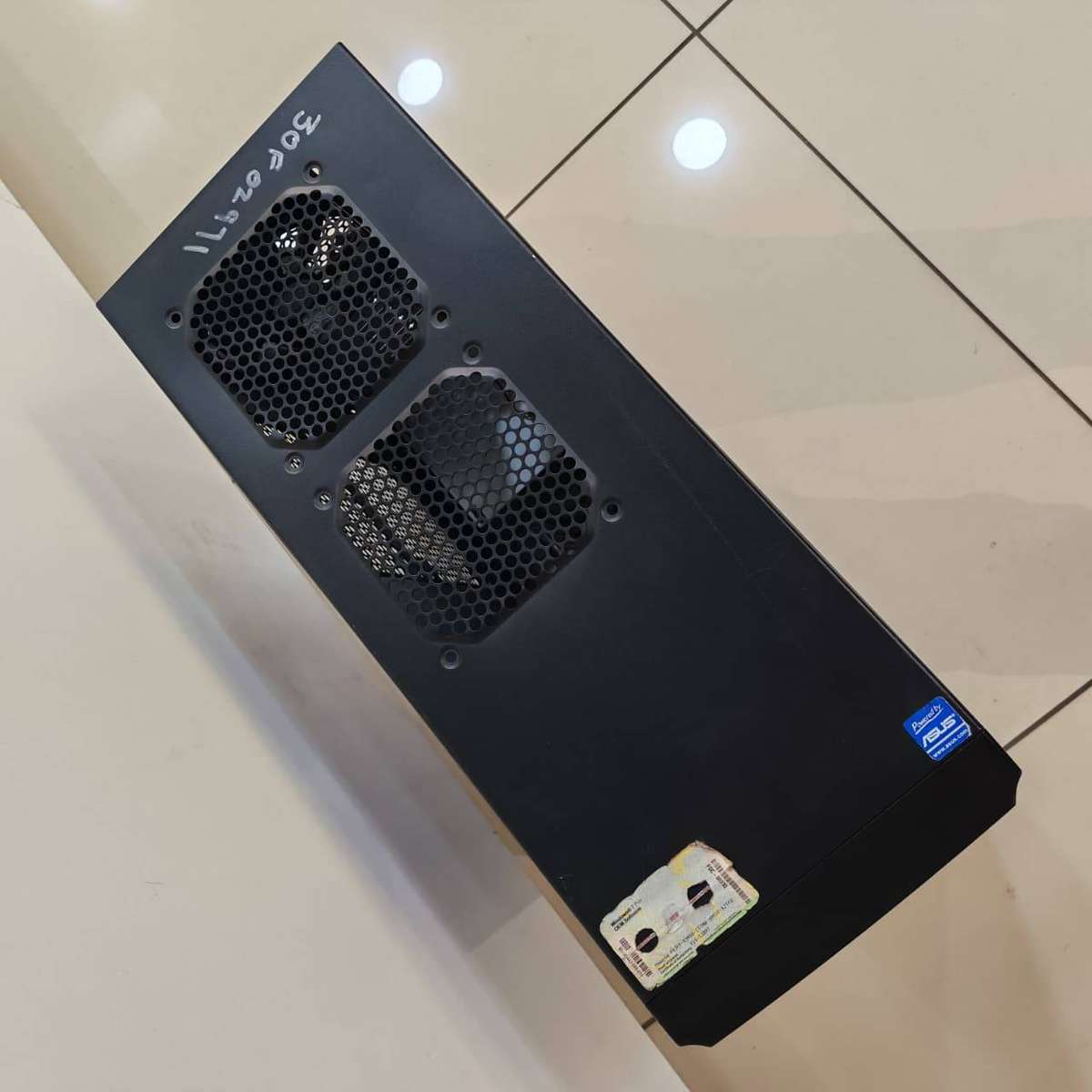 Cooler Master Mid Tower chassis