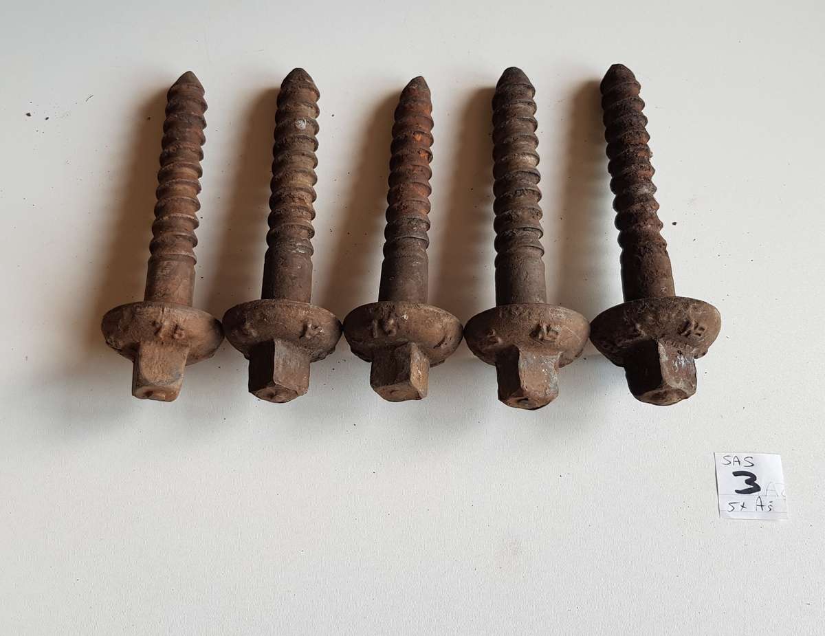 Vintage Railway Sleeper Bolts  Set of x 5 1975 SAS A Sleeper bolts. Marked SAS (Suid Afrikaanse Spo