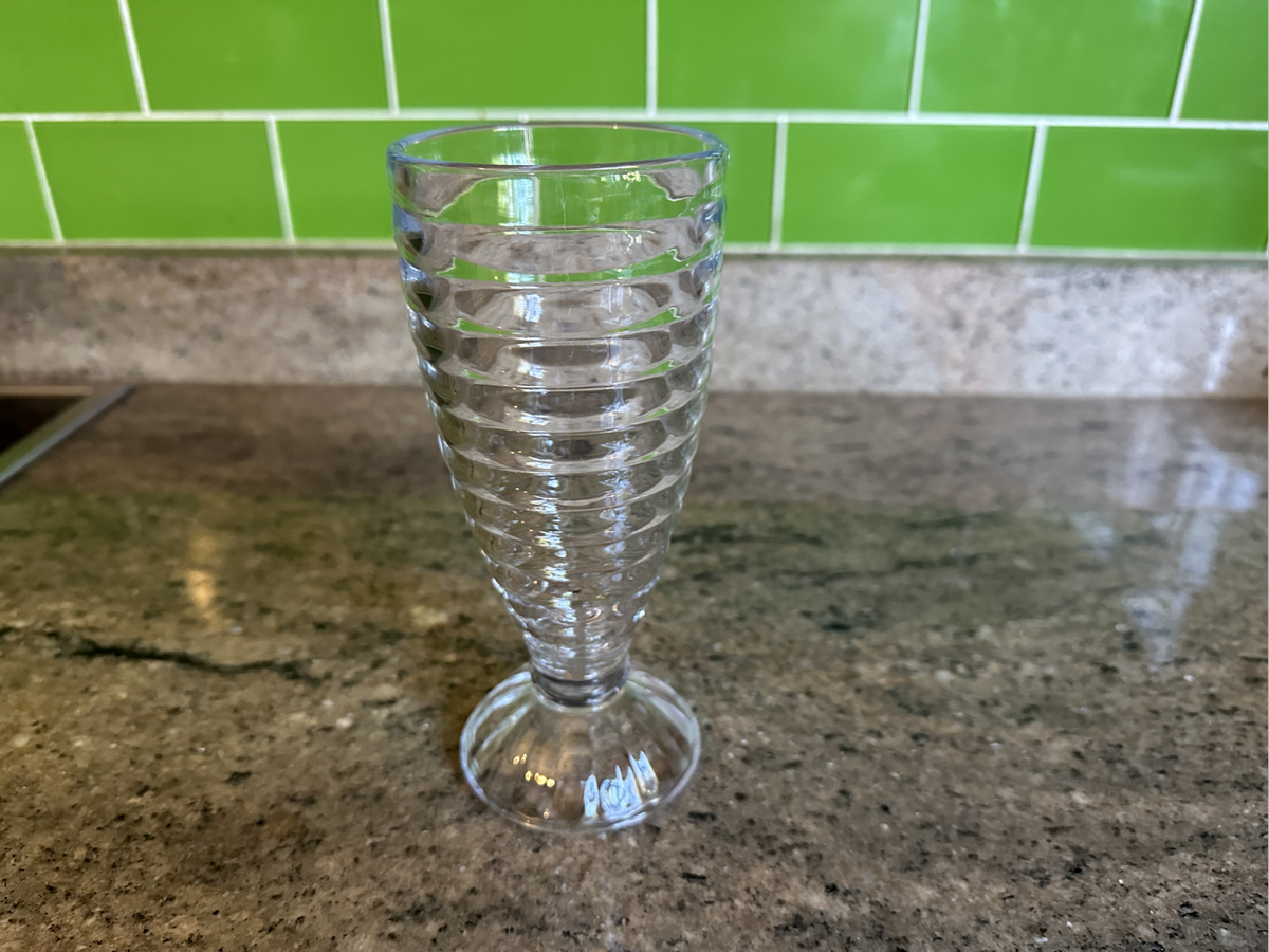 Box of 6 Milkshake Glasses - Brand New