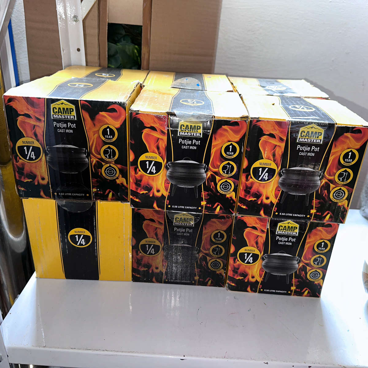 No Reserve Auction -  Megamaster 1/4 Cast Iron Potjie  Brand New & Boxed