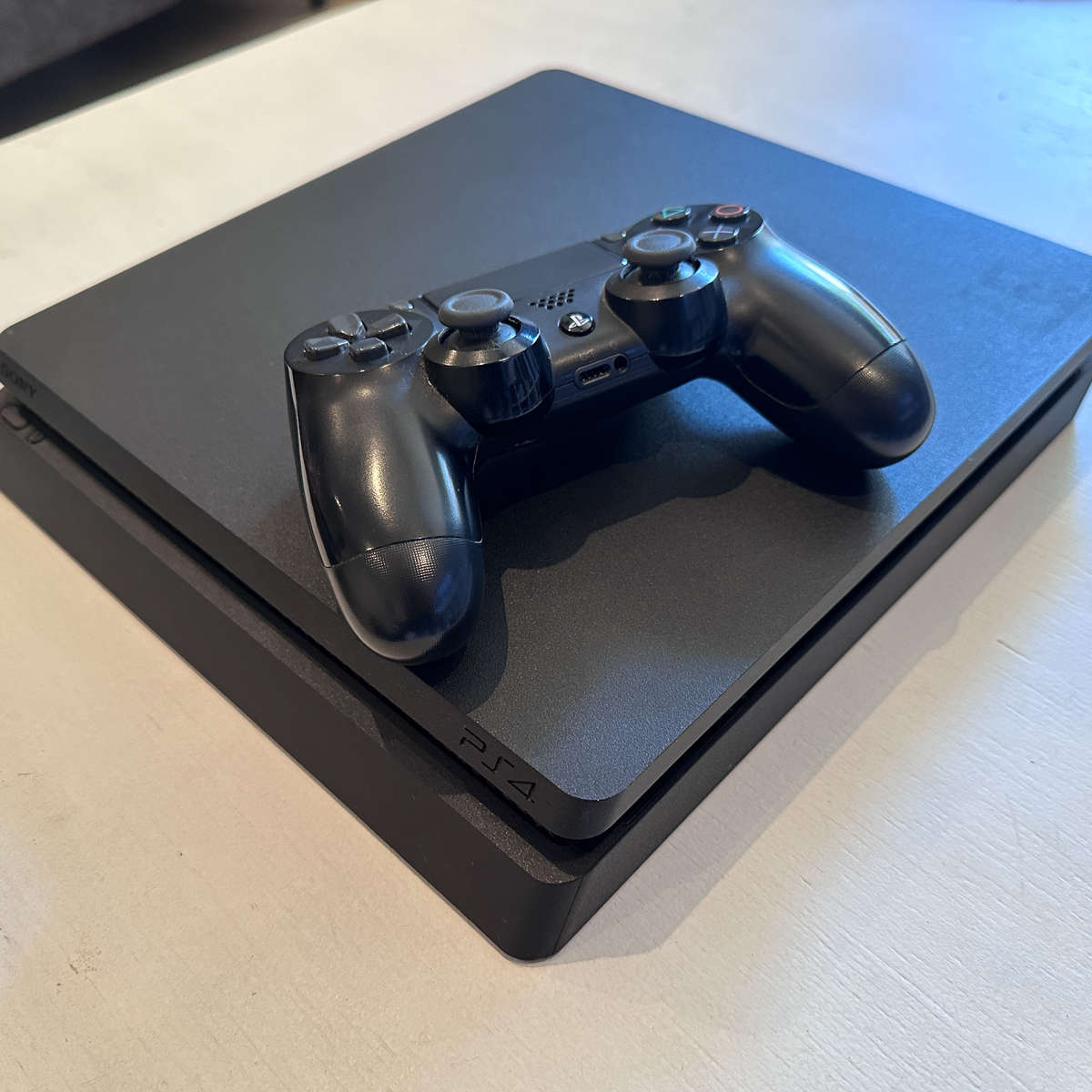 PS4 Slim 500GB | Great Condition | Controller & Cables Included
