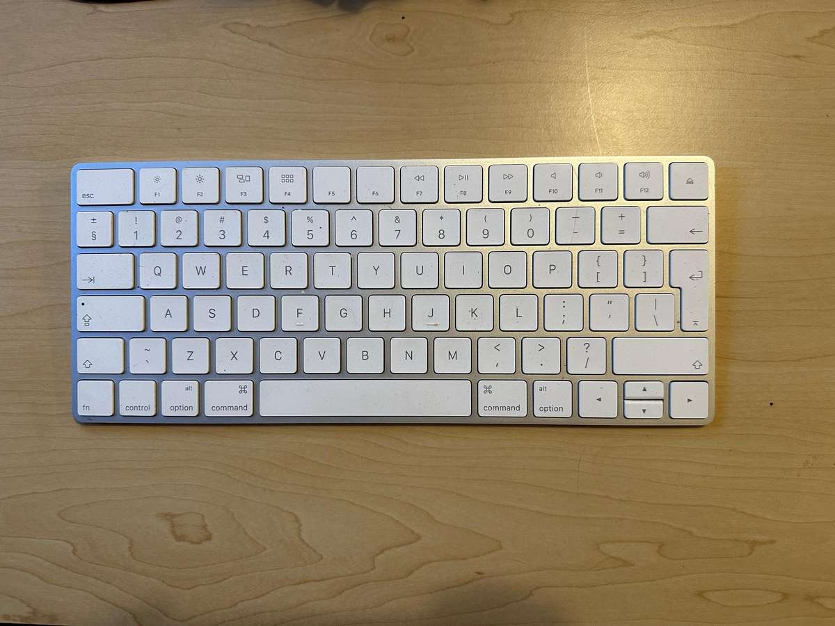 Apple Magic Keyboard 2 - No Reserve Auction