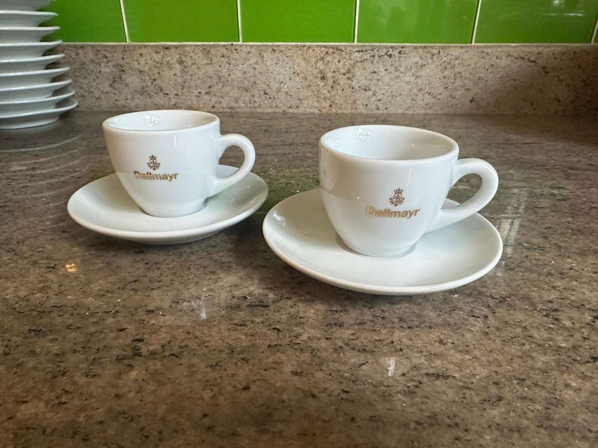 Huge illy Coffee Cup Collection  Max Petrone Art + Classic illy + BONUS Dallmayr (57-Piece Lot)