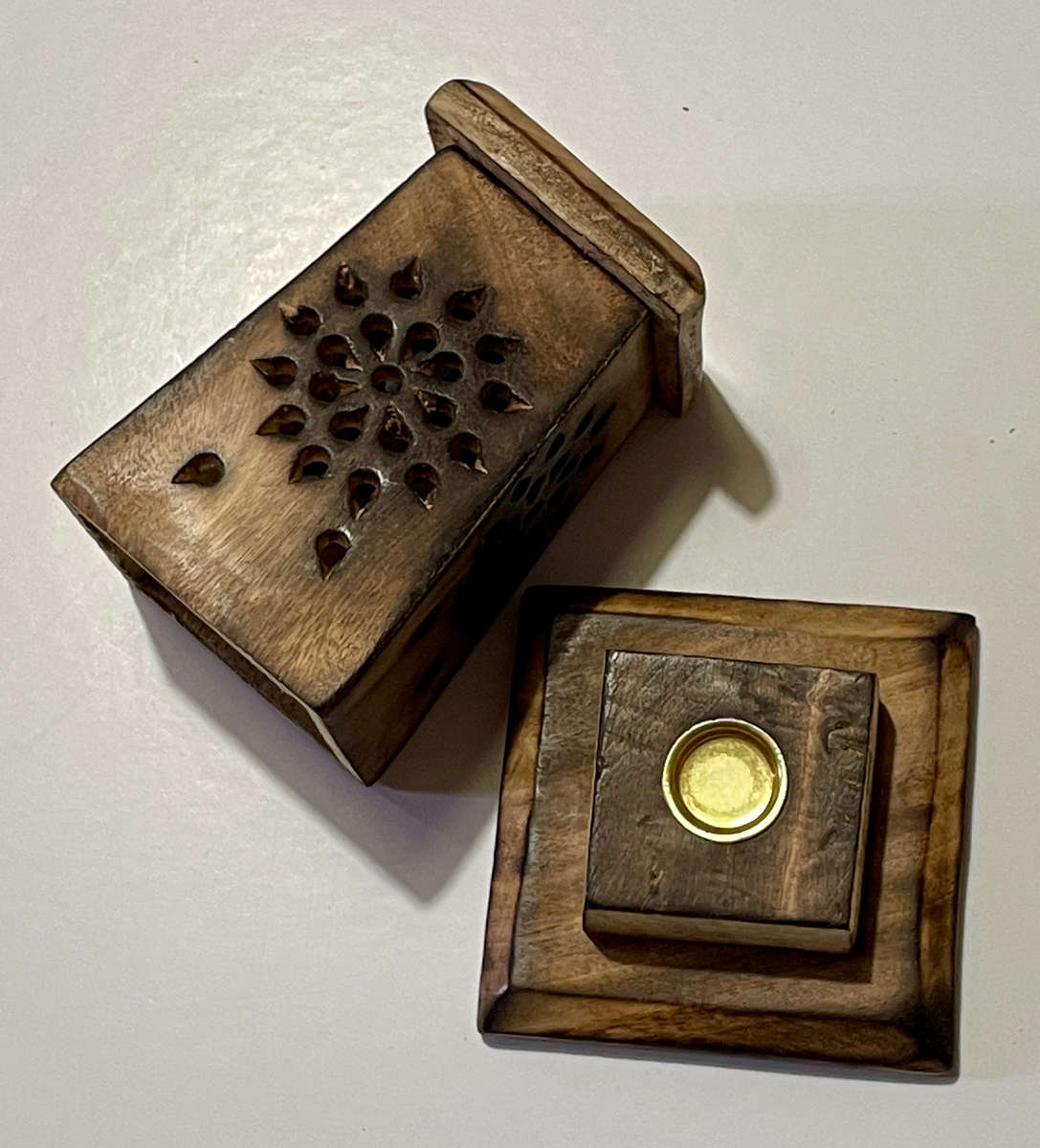 Starburst Cone Tower Incense Burner