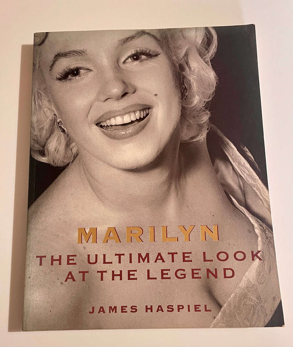 Marilyn -The Ultimate Look at the Legend - James Haspiel