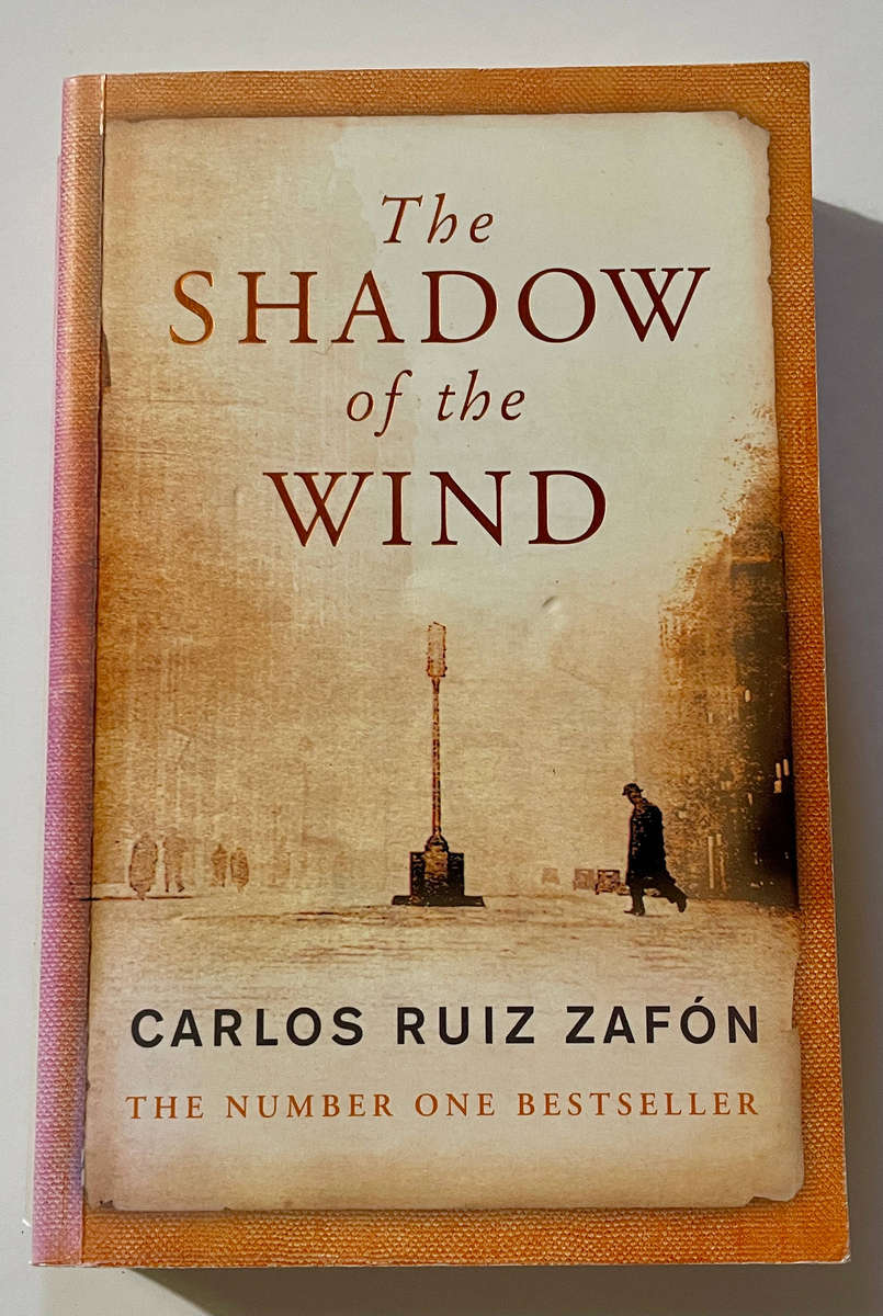 The Shadow of the Wind - Carlos Ruiz Zafon