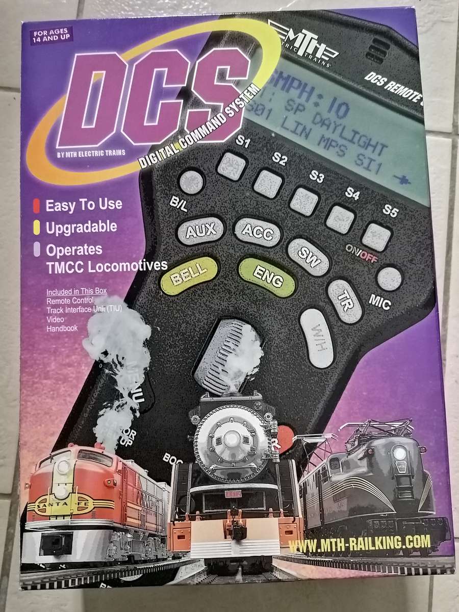 MTH DCS  Remote Control Set & MTH DCS Accessory Interface Unit