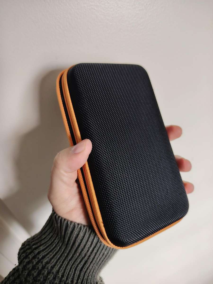 Nintendo 3DS - 2DS  Version *New Edition* (Immaculate Condition) JAILBROKEN