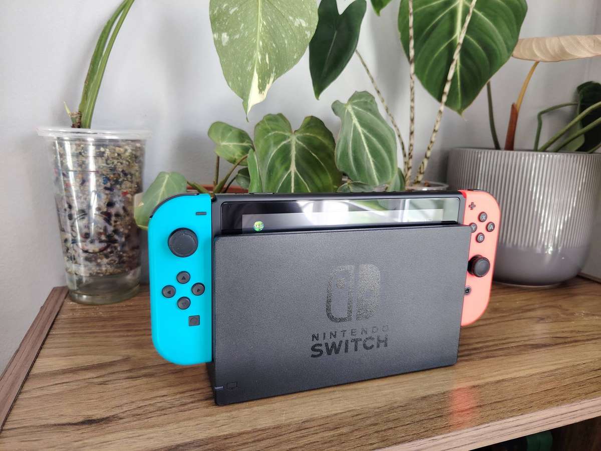 Nintendo Switch V2 Console - Immaculate Condition