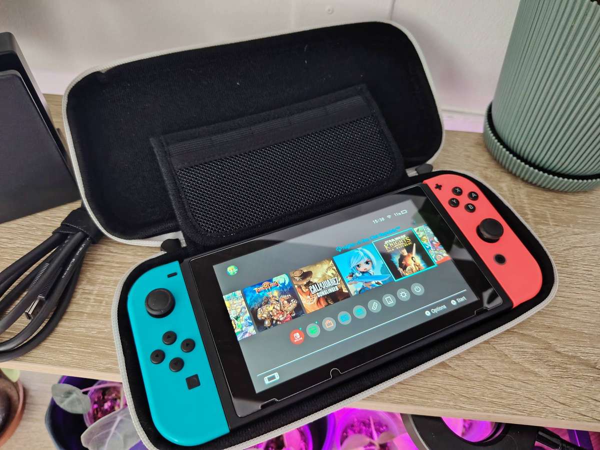 Nintendo Switch V2 Console - Immaculate Condition