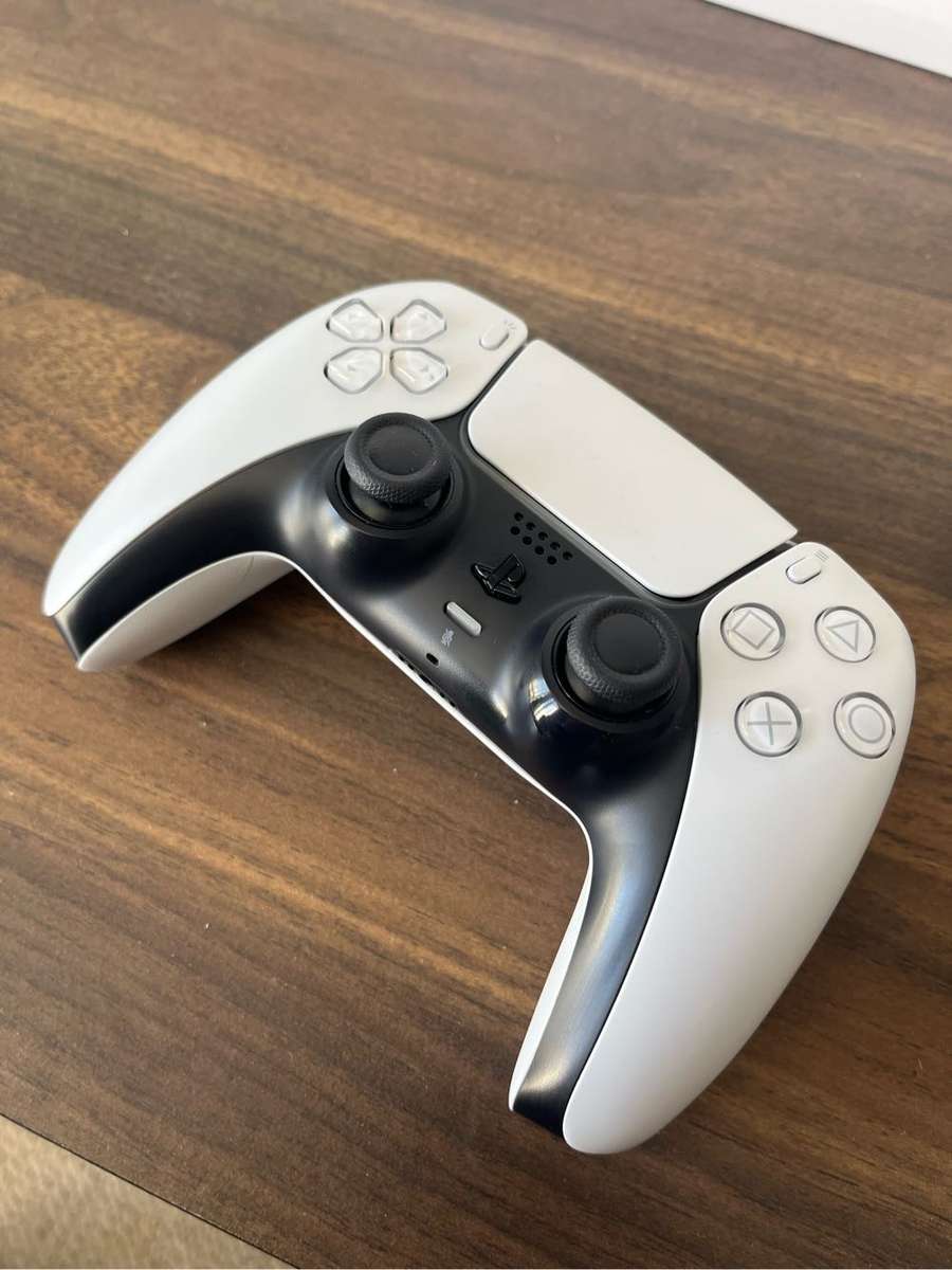 Playstation 5 Disc Edition + 11 games