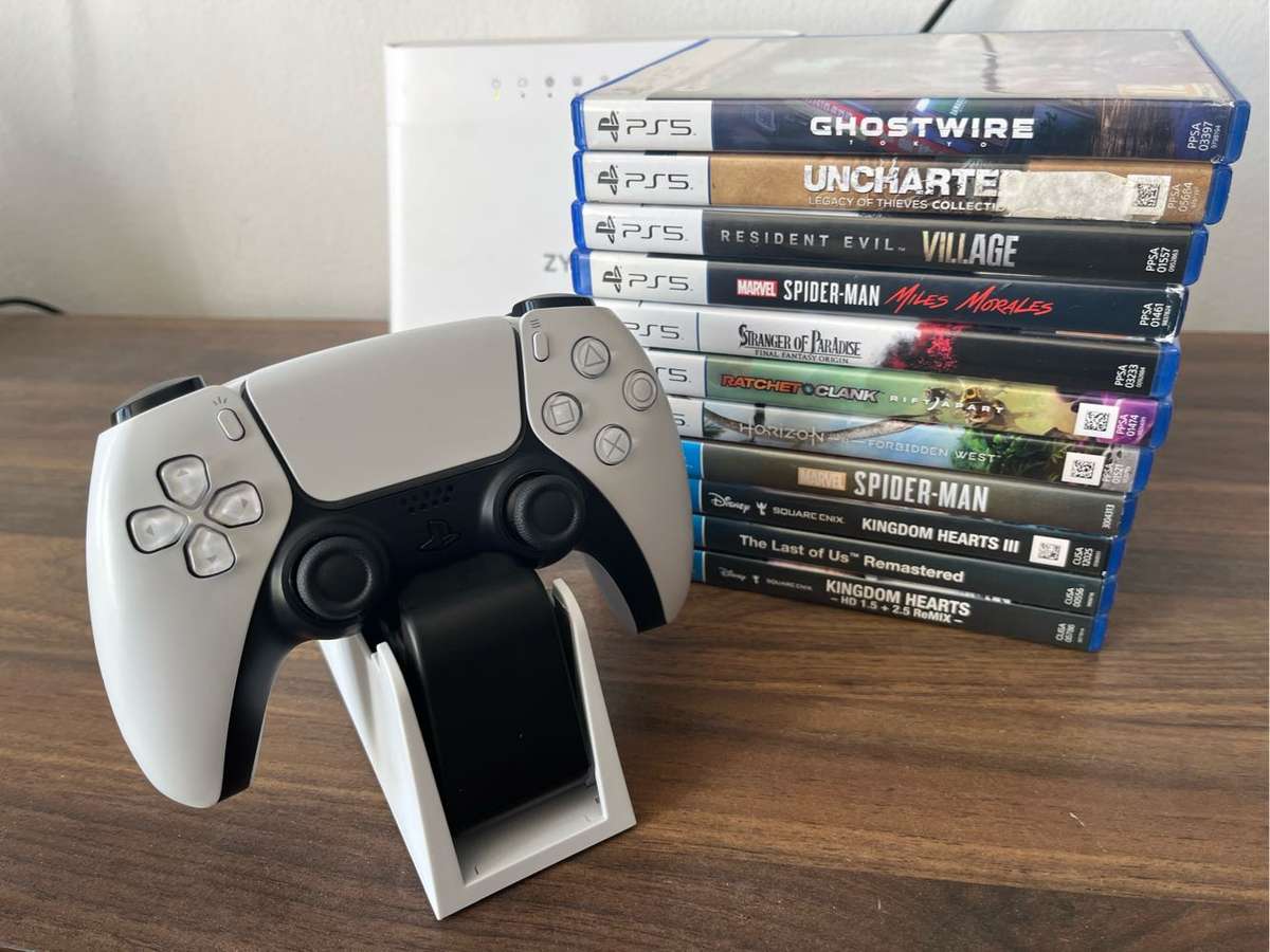 Playstation 5 Disc Edition + 11 games