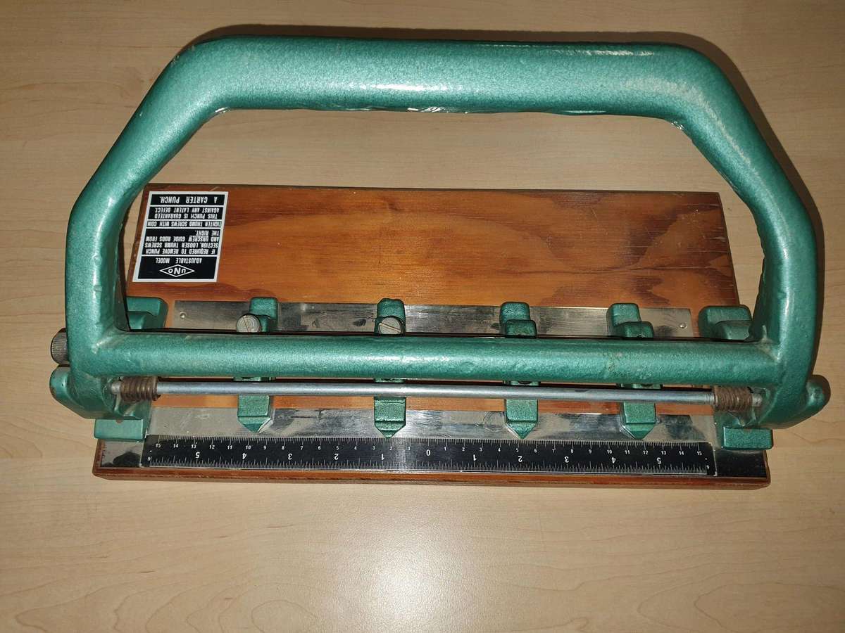 Antique UNO Adjustable Paper Hole Punch