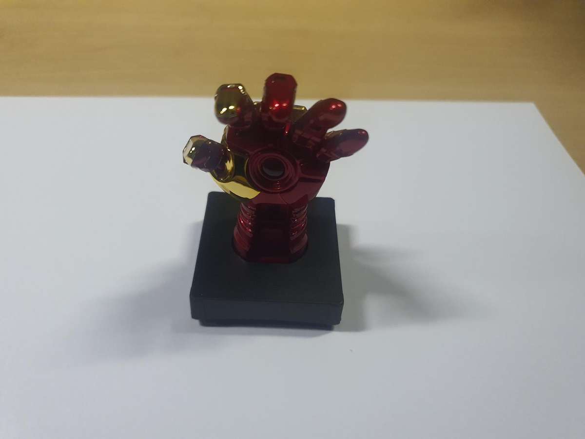 Iron Man Hand 8Gb Memory stick