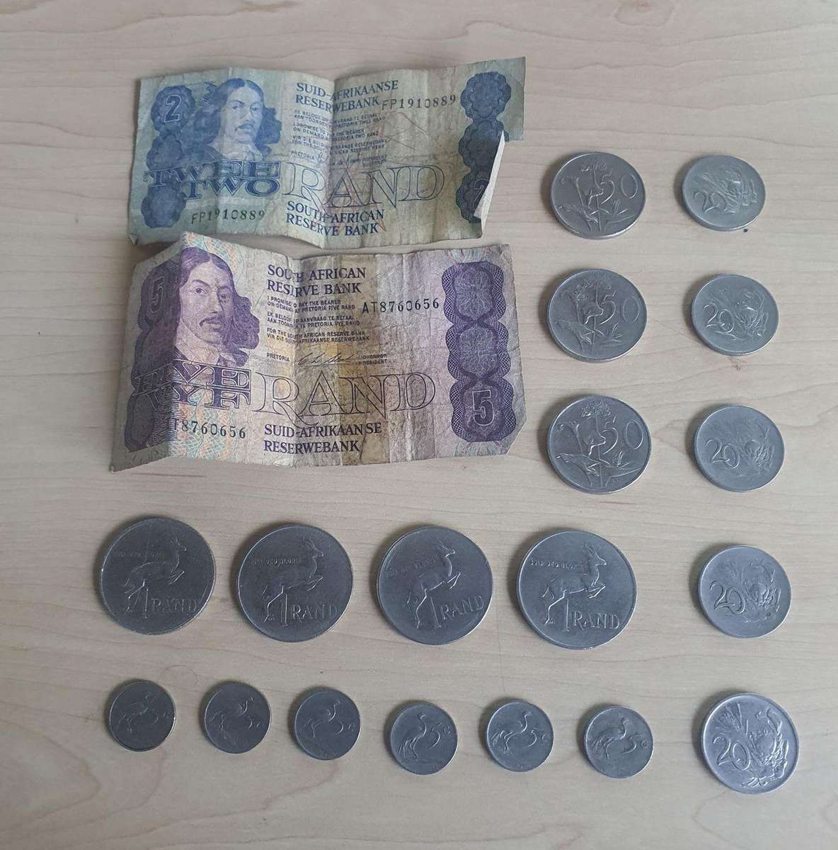 Lot of old coins and old 5 rand and 2 rand Note
