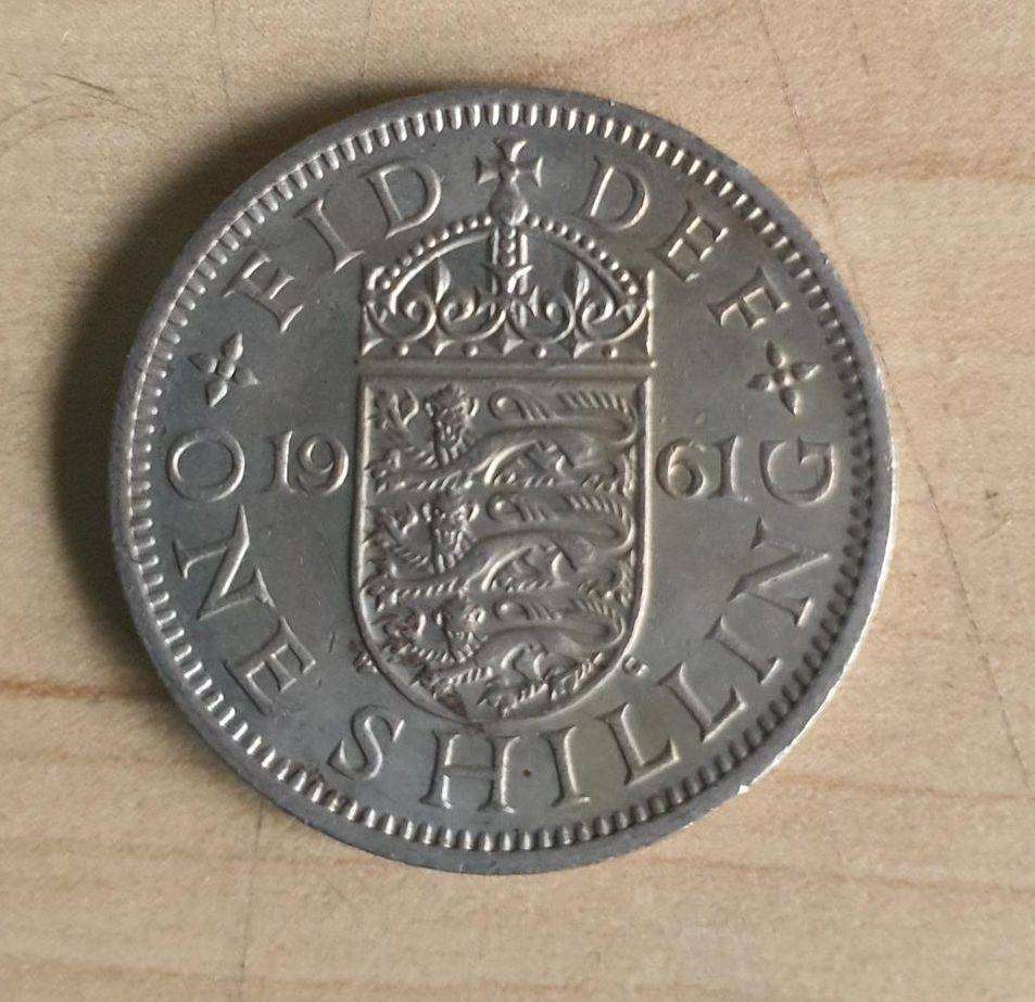 1961 One Shilling Coin Great Britain