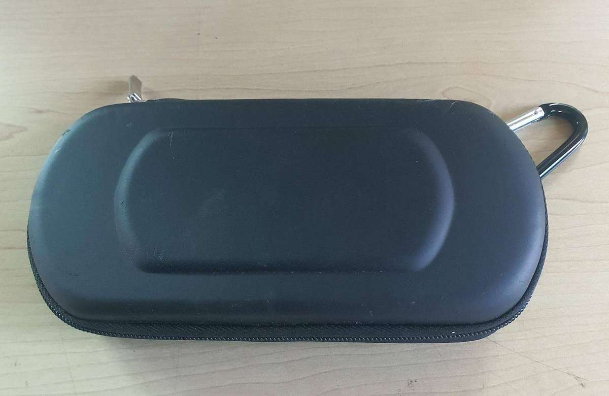 PSP 1004 with pouch, Working with new battery