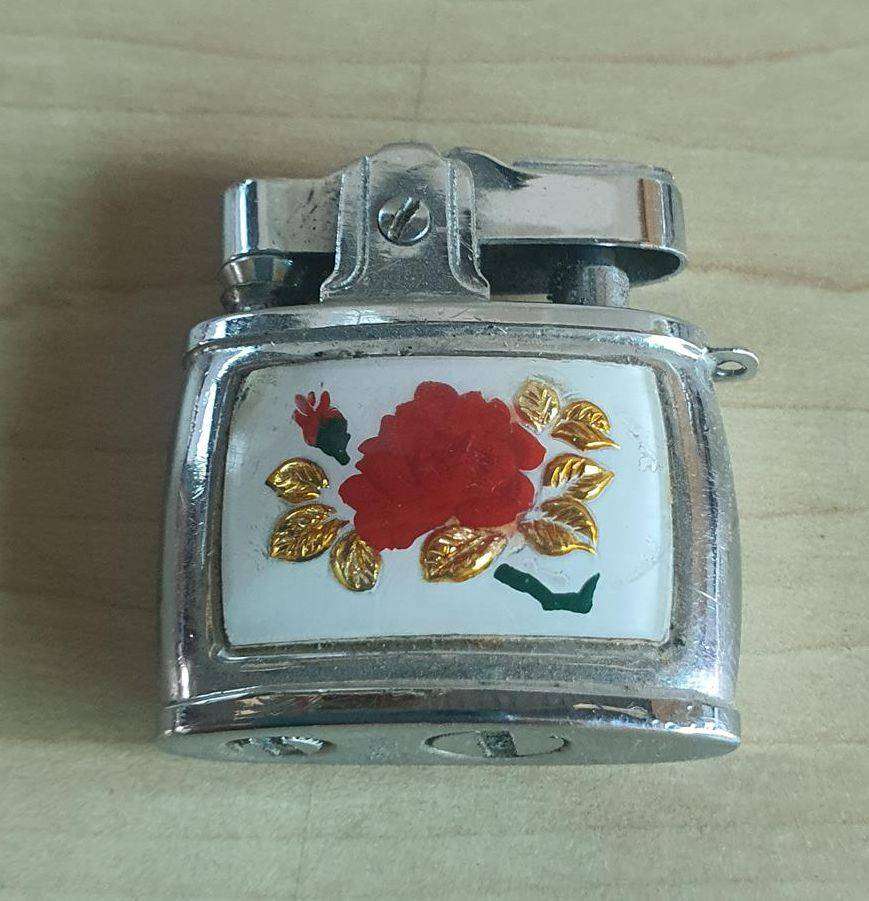 Very Small Antique lighter for the collector