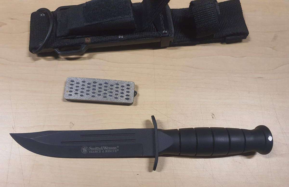 Smith and Wesson Search and Rescue Knife