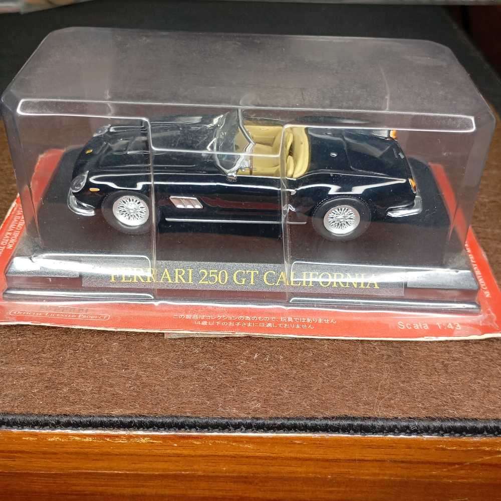 Ferrari 250GT California in Black