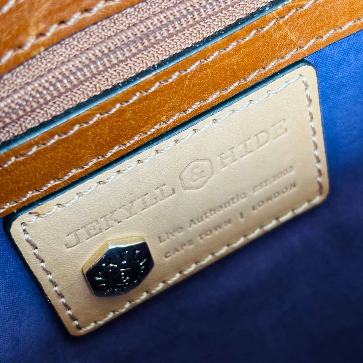 15" Jekyll & Hide: The Leather Laptop Bag That Elevates Your Everyday