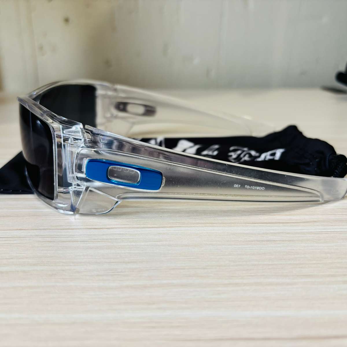 Oakley Transparent Blue Mirror Batwolf: Unleash Your Edge. Unbreakable Style & Unrivaled Performance