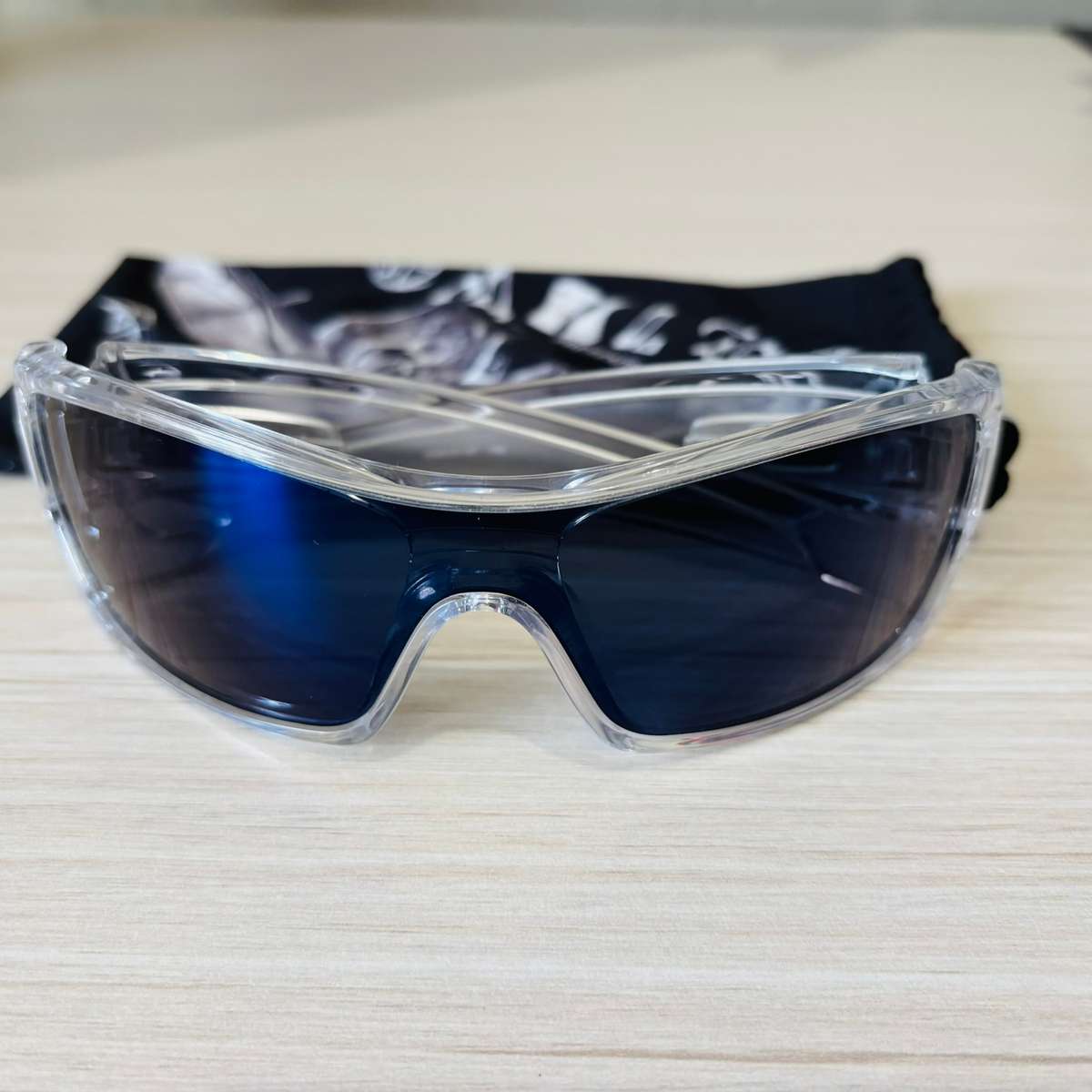 Oakley Transparent Blue Mirror Batwolf: Unleash Your Edge. Unbreakable Style & Unrivaled Performance