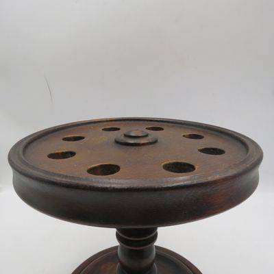 Vintage handmade wooden smoking pipe stand
