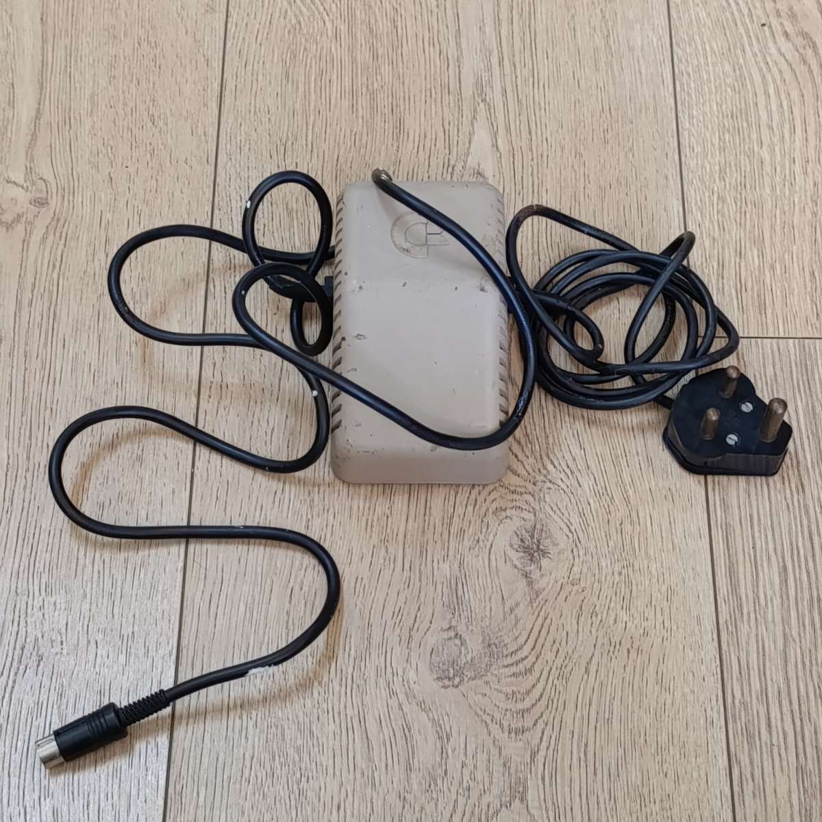 Vintage Commodore Vic - 20 colour computer gaming console with eternal audio input