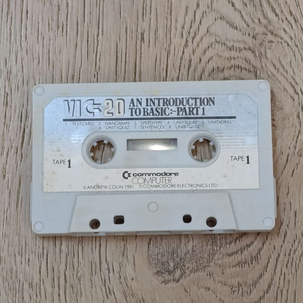 Vintage Commodore Vic - 20 colour computer gaming console with eternal audio input