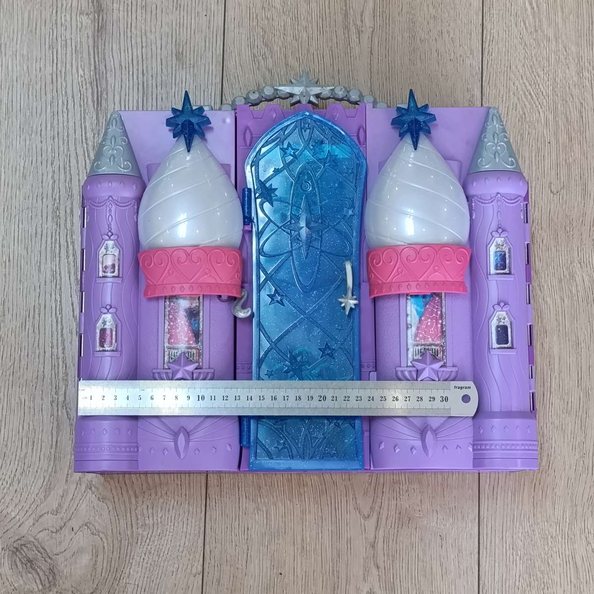 Barbie Star Light Adventure Galaxy Castle playset - some pieces missing - Including two Barbies