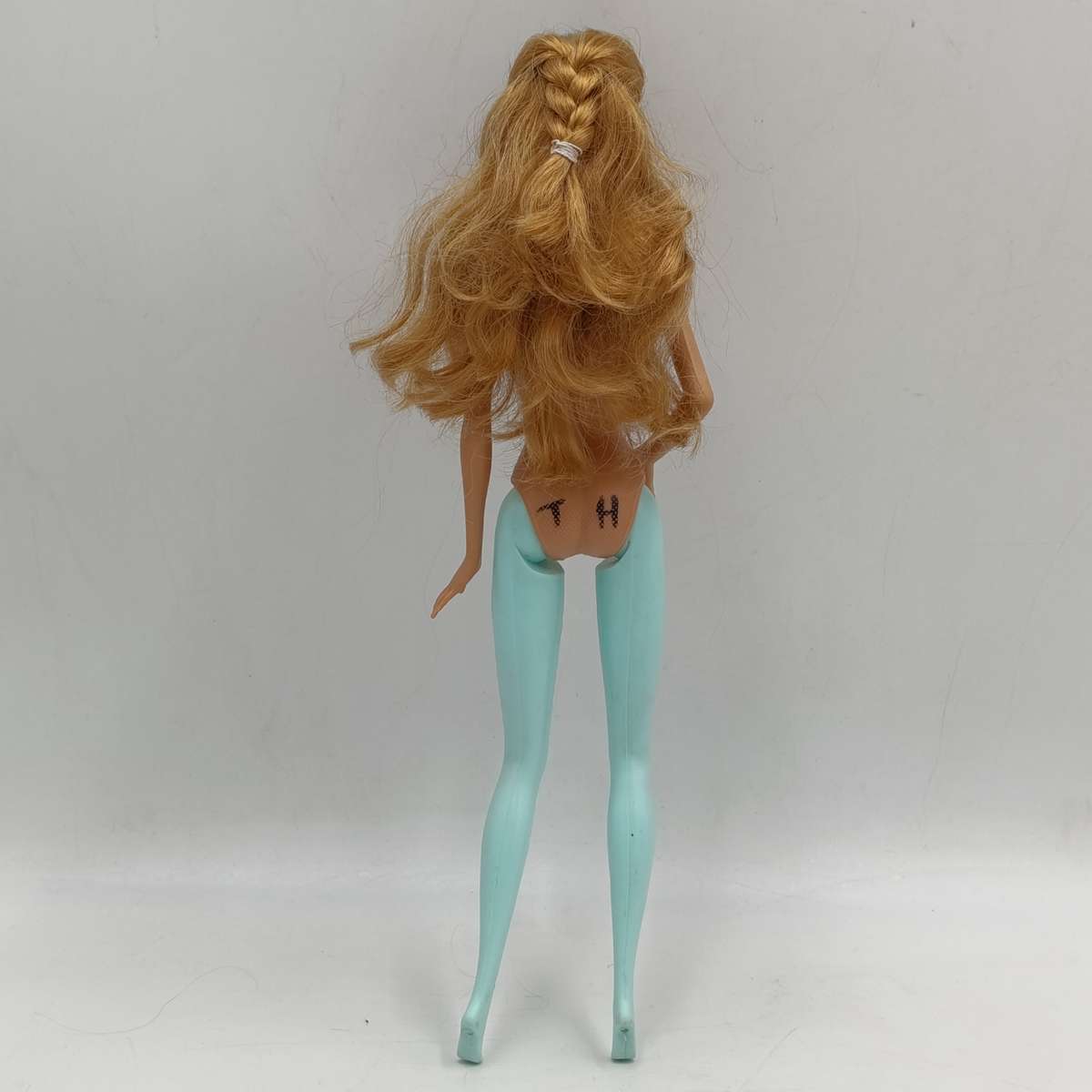 Barbie and the Three masketeers Aramina Doll - No outfit