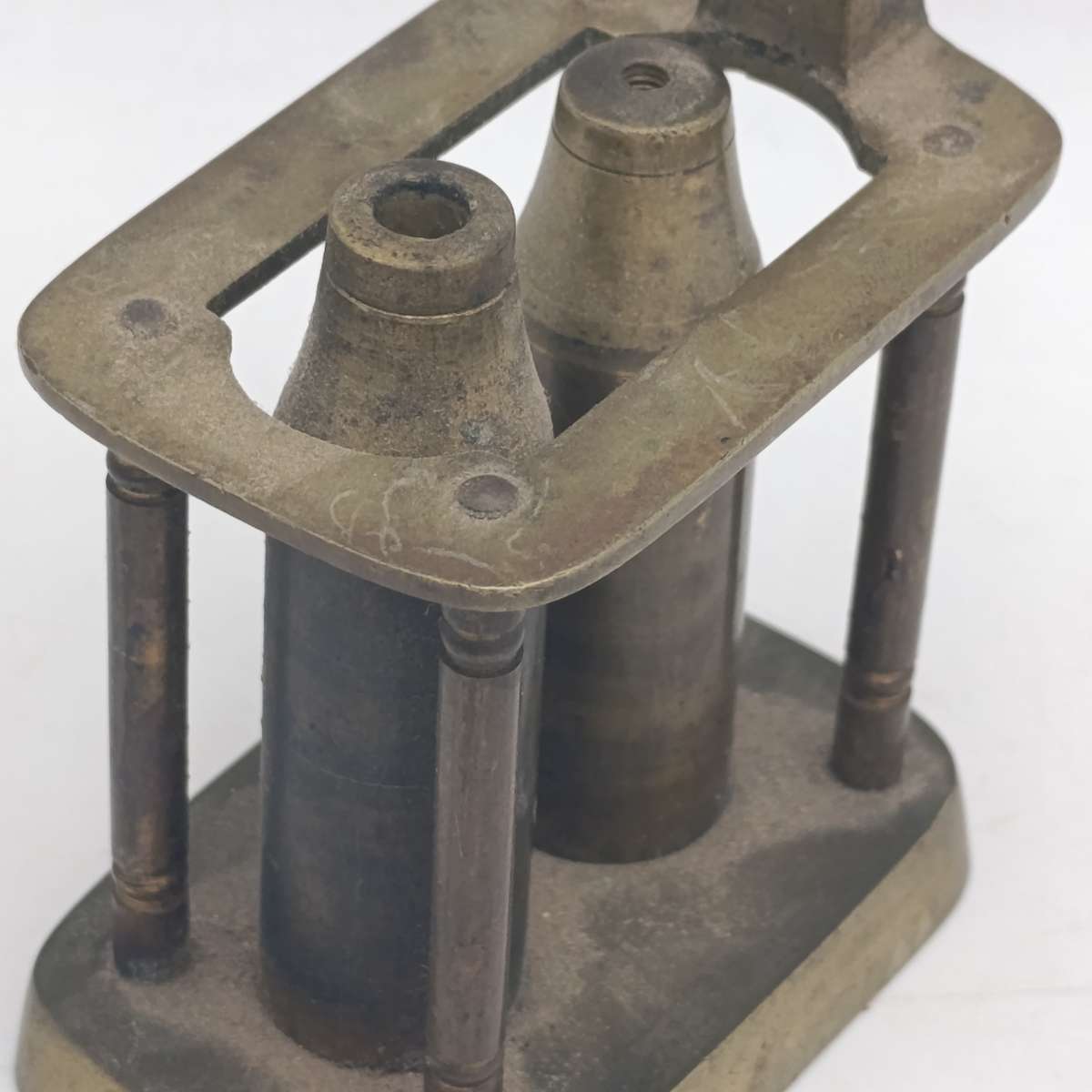 Antique brass 12 Bore Shotgun primer removal tool - handle broken