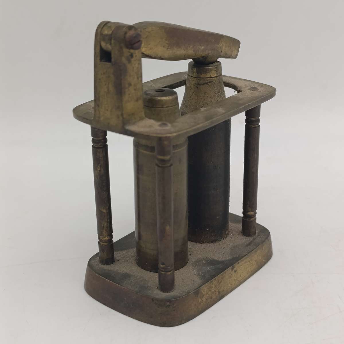 Antique brass 12 Bore Shotgun primer removal tool - handle broken