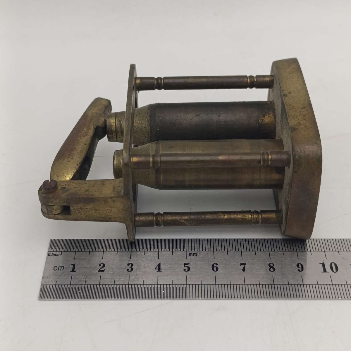 Antique brass 12 Bore Shotgun primer removal tool - handle broken