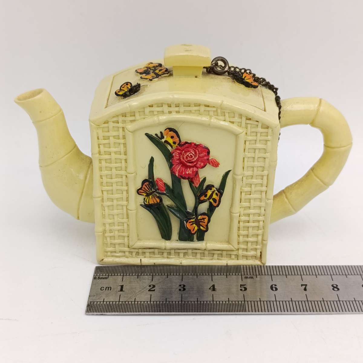 Nini Miniature collectible resin teapot