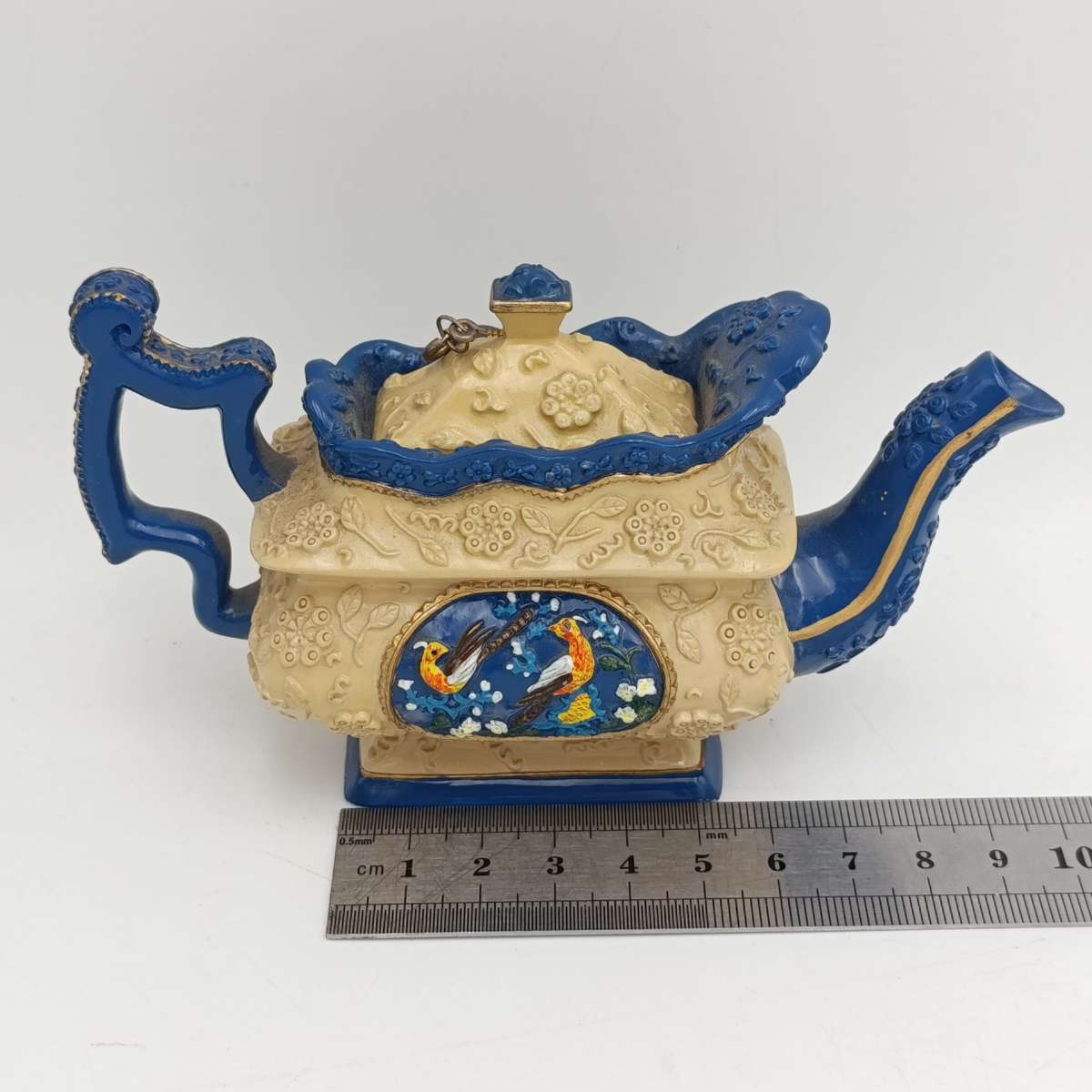 Nini Miniature collectible resin teapot