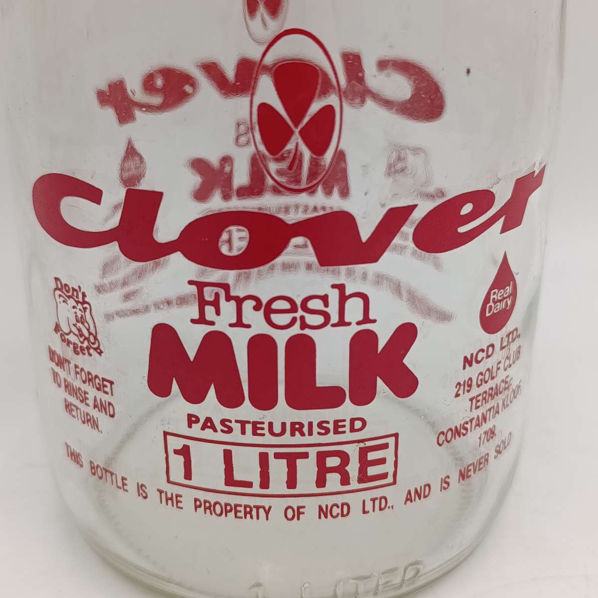 Vintage Clover Milk 1 Liter glass bottle