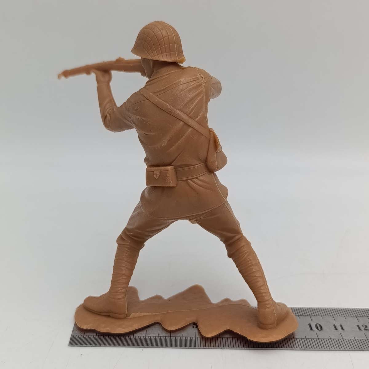 Marx Toys WW2 Japanese toy soldier - 6 inch