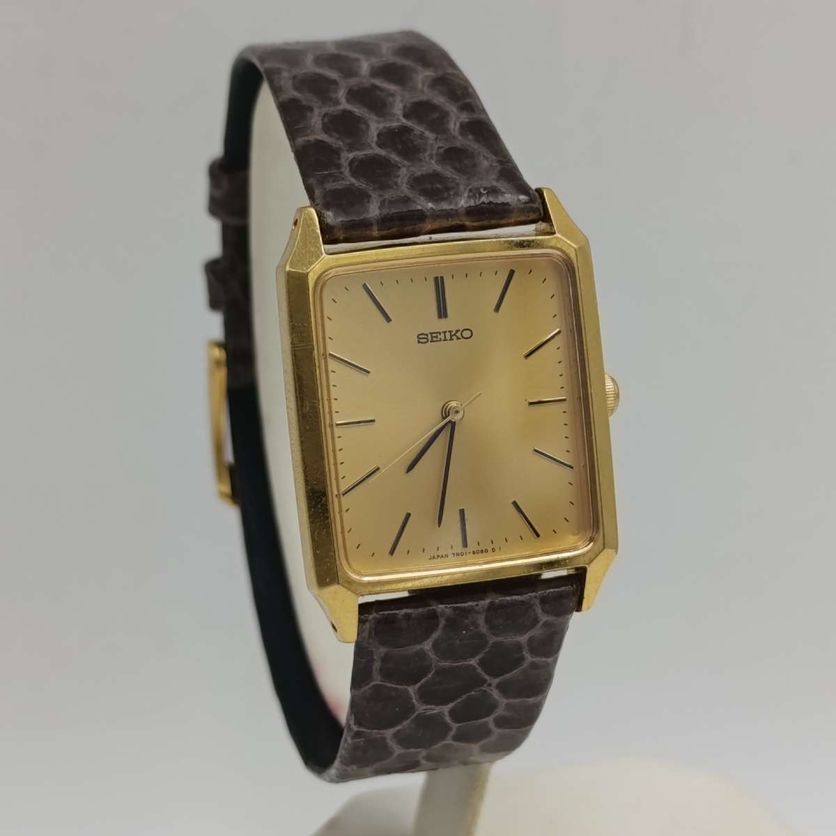 Vintage Seiko 7N01-5060 quartz unisex watch - excellent condition