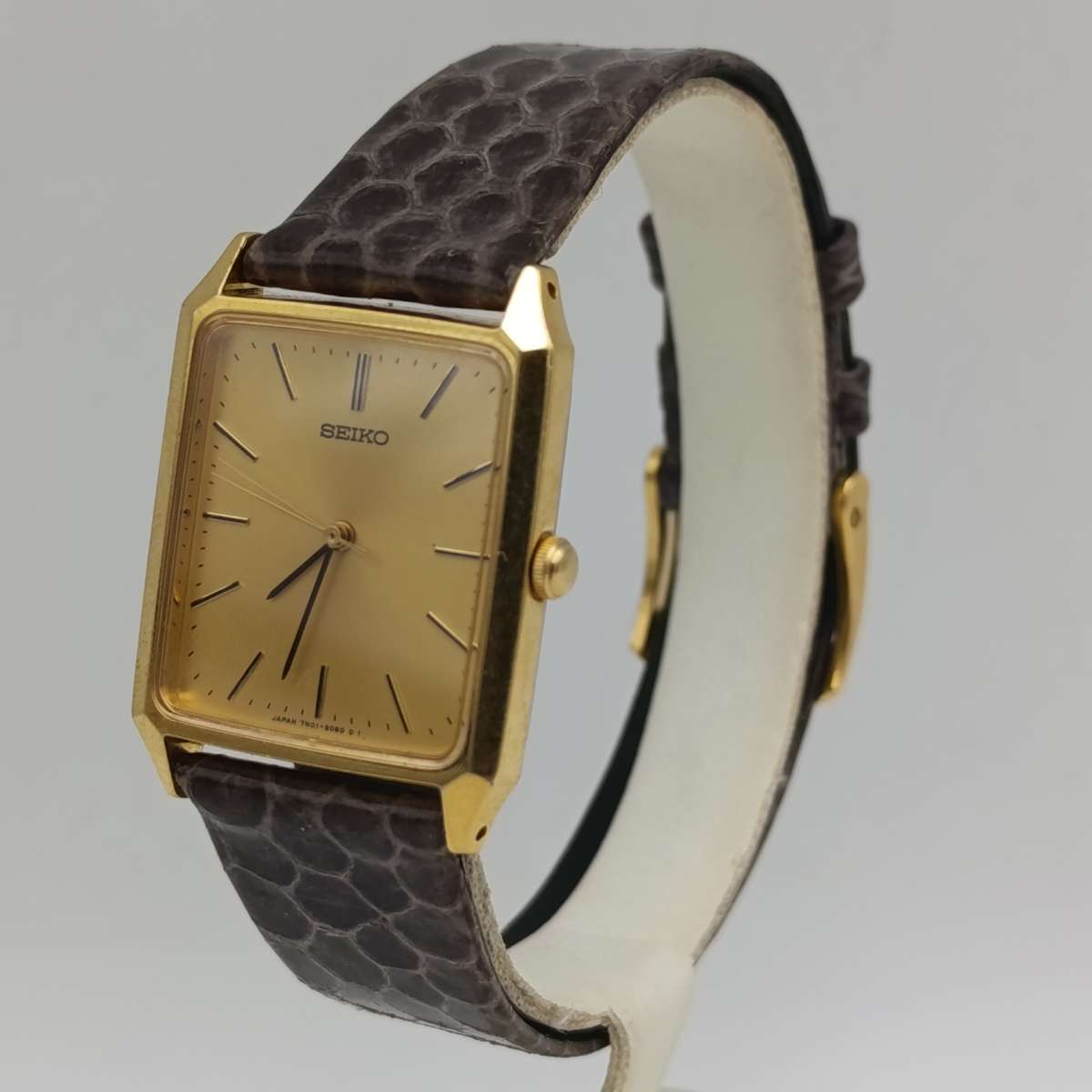 Vintage Seiko 7N01-5060 quartz unisex watch - excellent condition