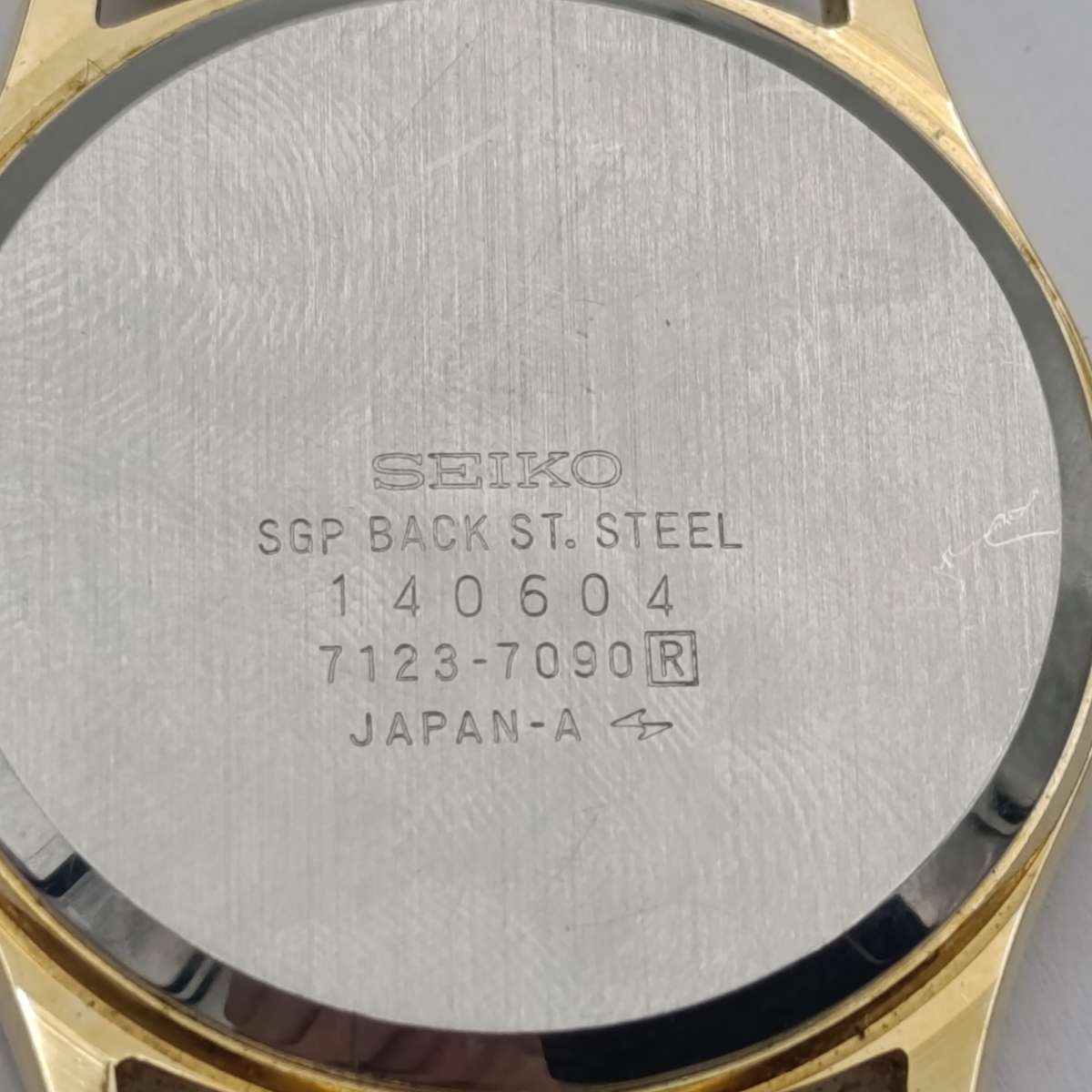 Vintage Seiko 7123-7090 Quartz gold colour men's watch with day/date - working