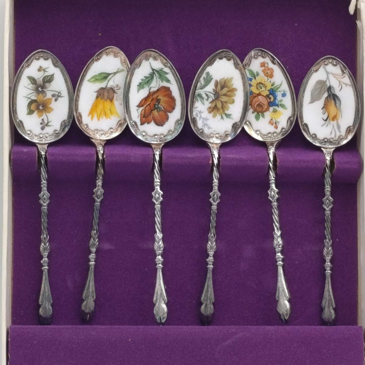 Set of 6 silverplated teaspoons with porcelain flower inlay design