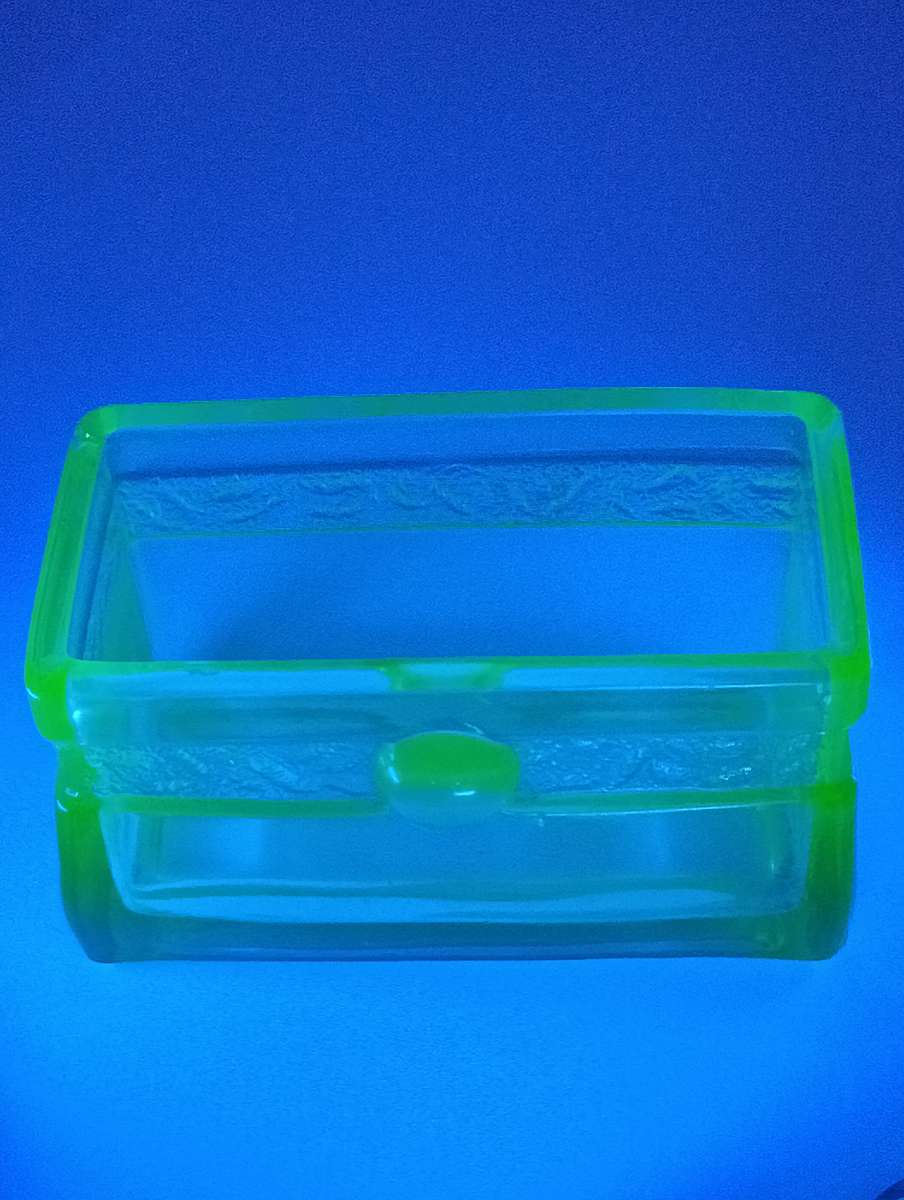 Vintage Rectangular Uranium glass trinket holder