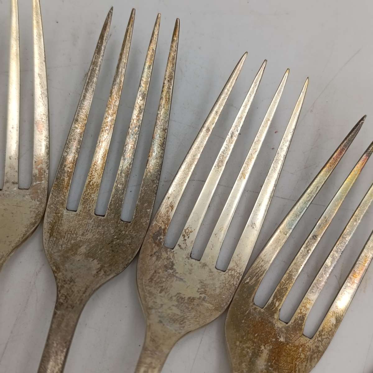 Vintage set of 12 Pak-Alam silverplated forks