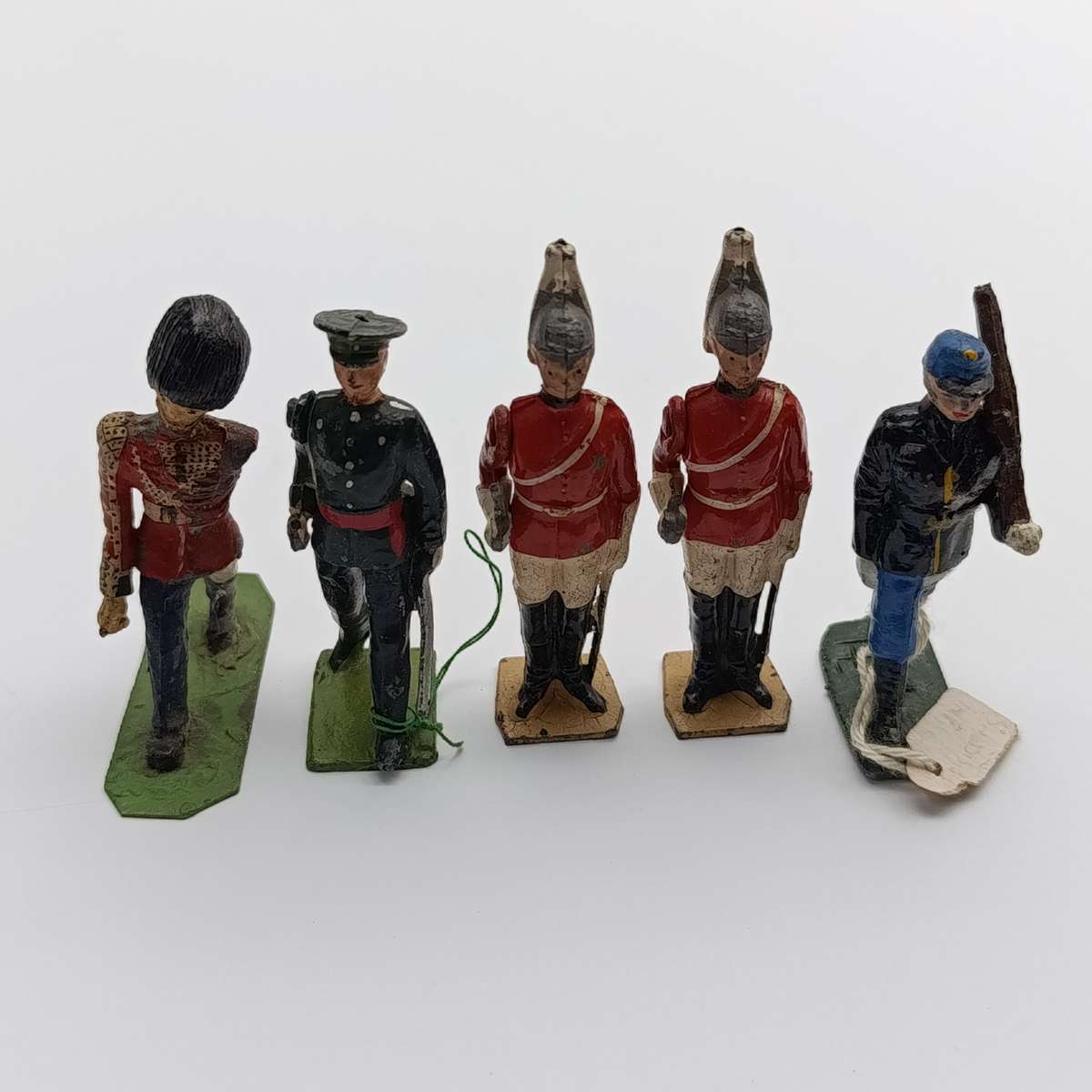 Lot of 5 vintage Britains Ltd lead soldiers with damaged weapons