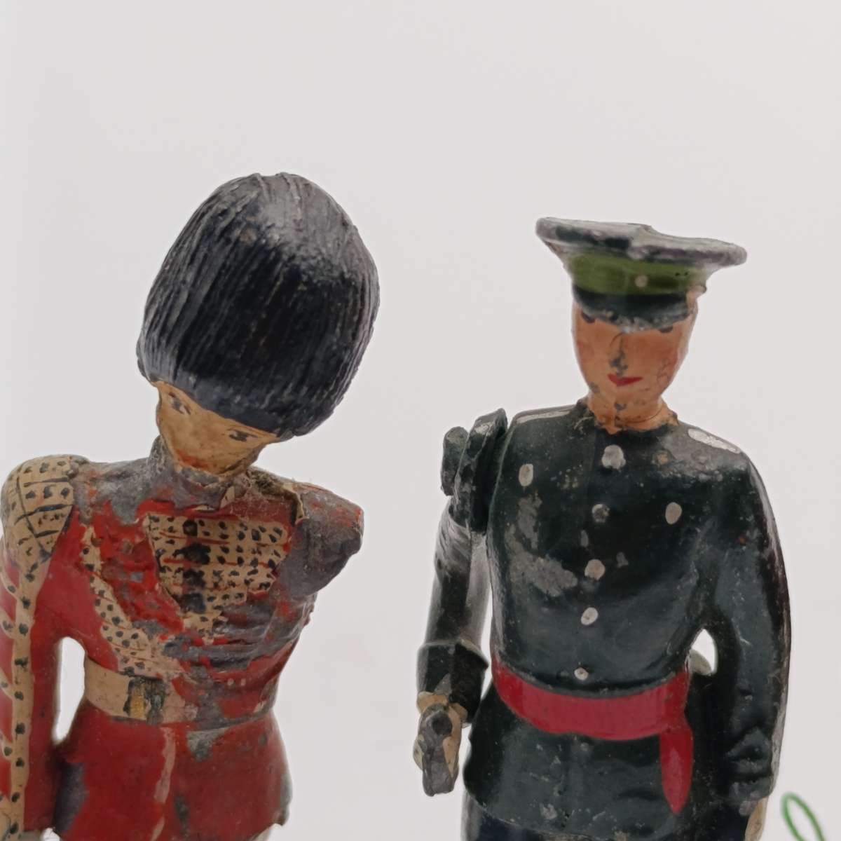 Lot of 5 vintage Britains Ltd lead soldiers with damaged weapons