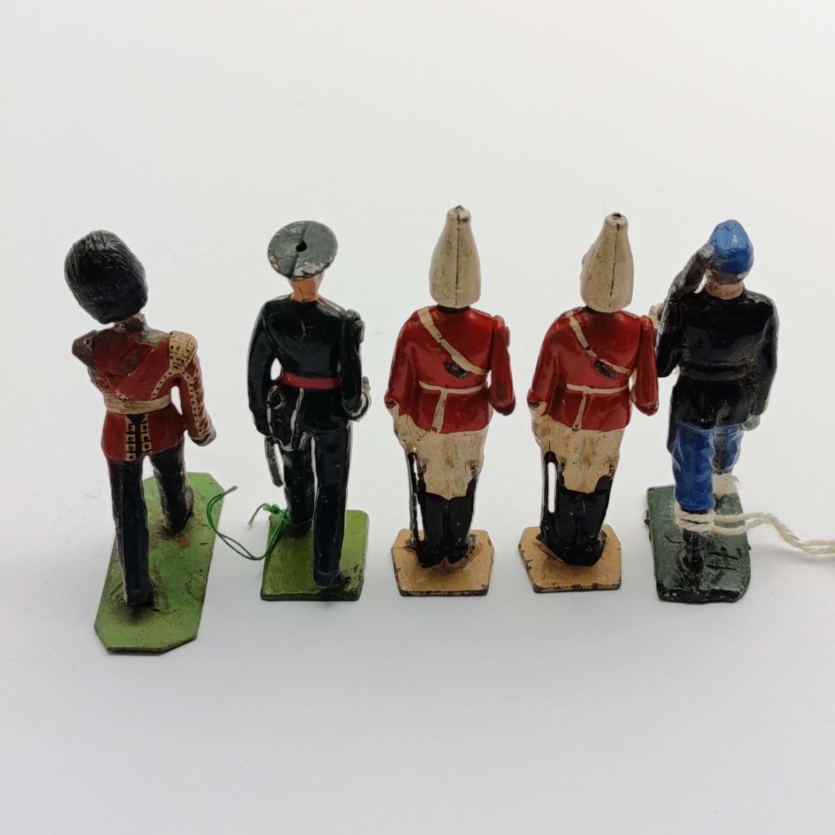 Lot of 5 vintage Britains Ltd lead soldiers with damaged weapons